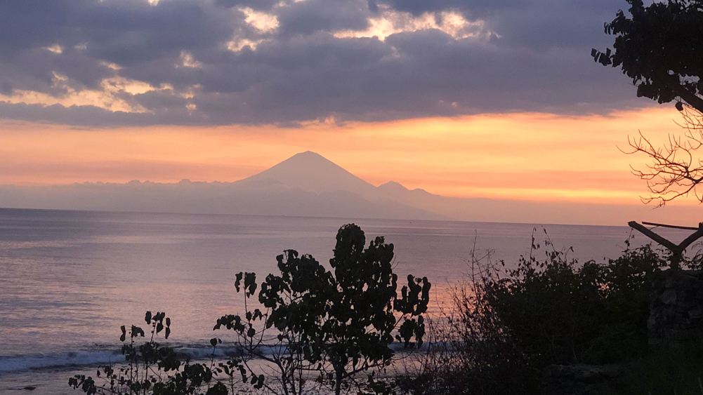 Elite Havens - Villa Kukenan - Lombok Indonesia - Picturesque sunset views